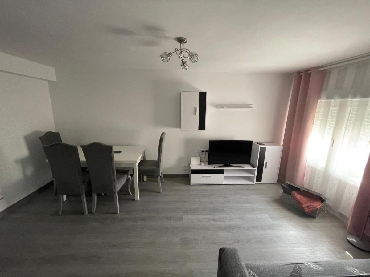 Como En Casa En El Centro De Torrejon Торрехон-де-Ардос Экстерьер фото