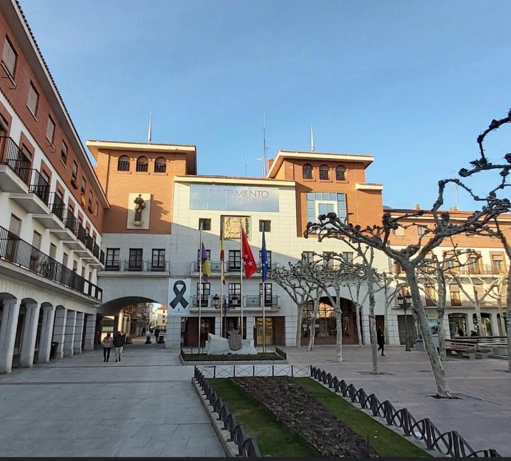 Como En Casa En El Centro De Torrejon Торрехон-де-Ардос Экстерьер фото