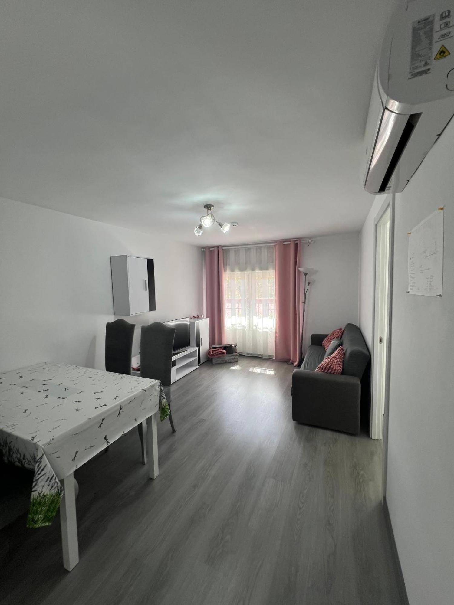 Como En Casa En El Centro De Torrejon Торрехон-де-Ардос Экстерьер фото